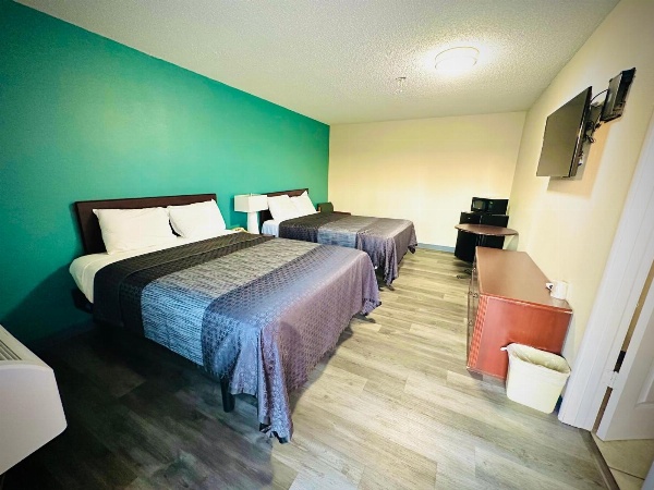 King's Inn Motel image 2